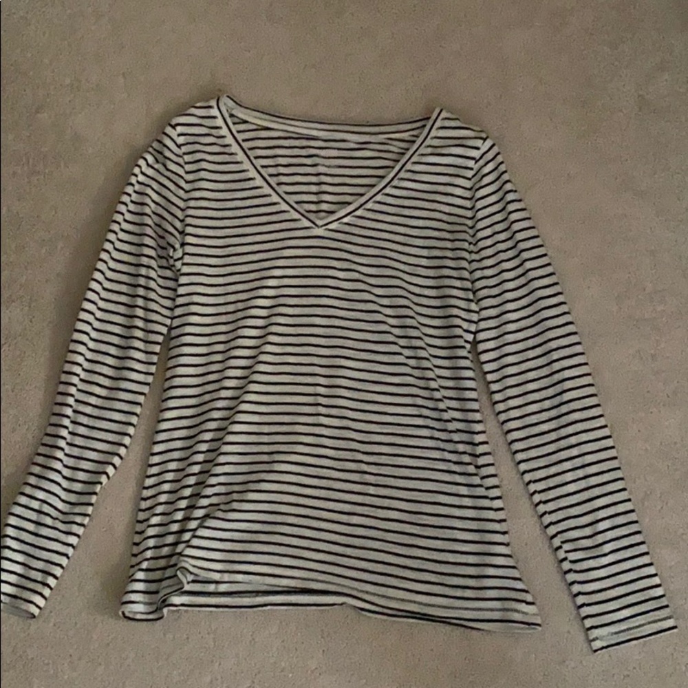 Stripped long sleeve shirt